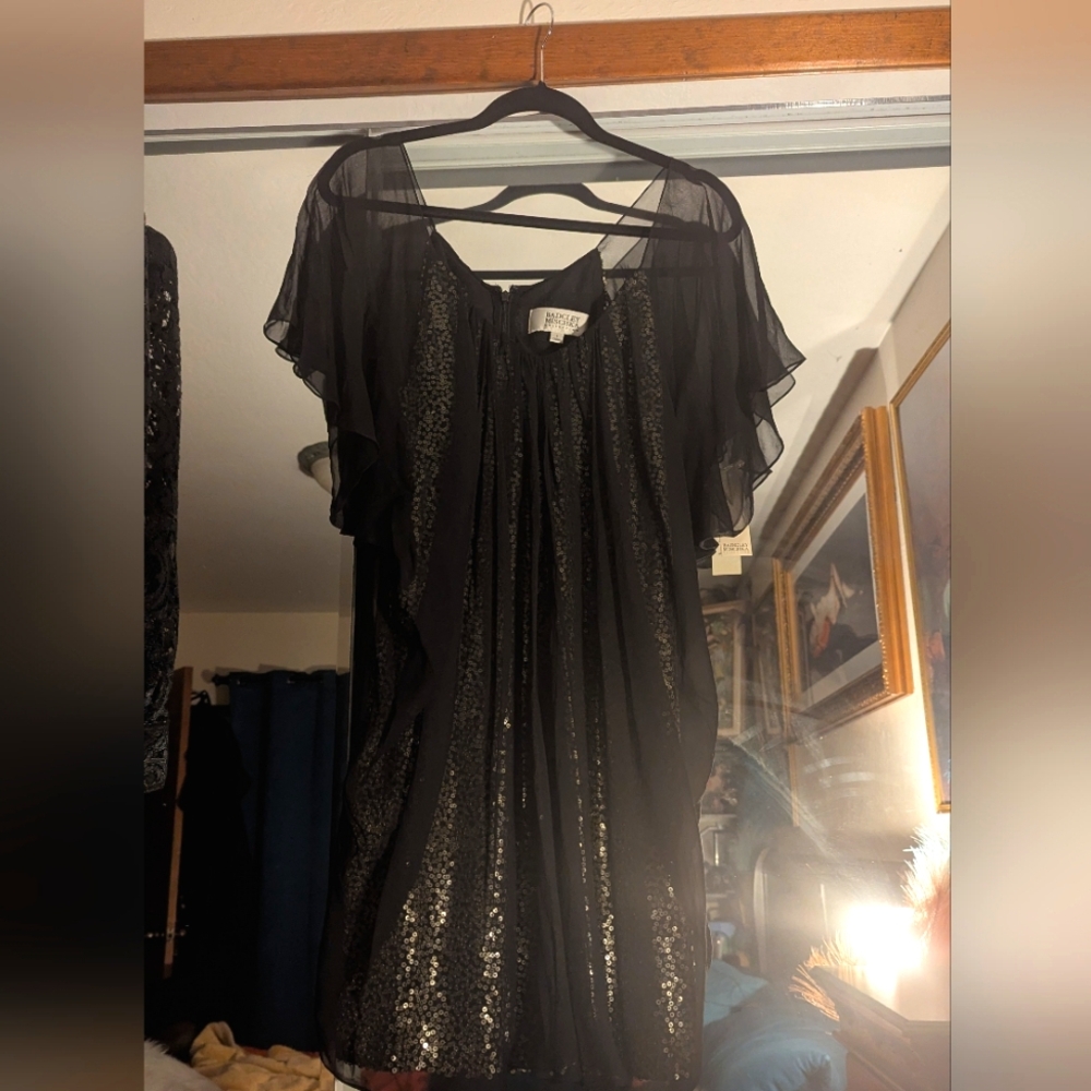 NWT Badgley Mischka Black Gold Cocktail Dress Flutter Sleeves Sequins